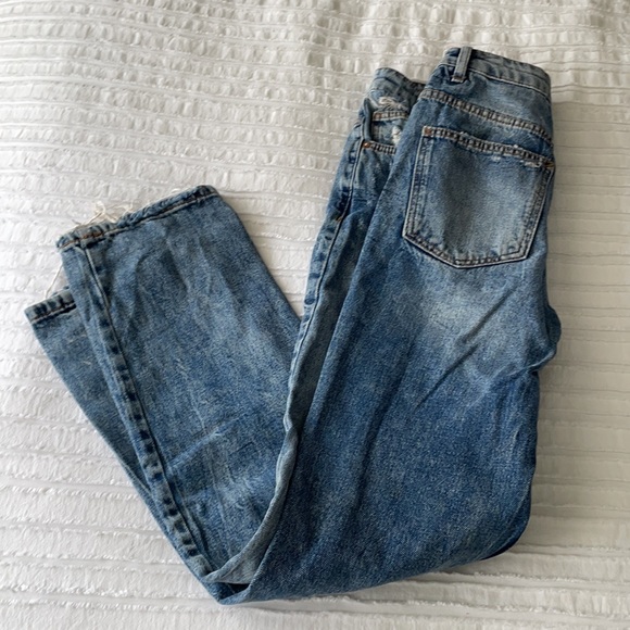 Free people High Waisted boyfriend distressed Jeans size 26 - Picture 4 of 5